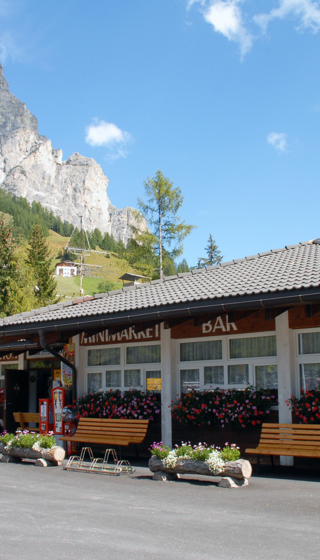 Services | Camping Colfosco Corvara, Alta Badia, Sellaronda, Dolomiten